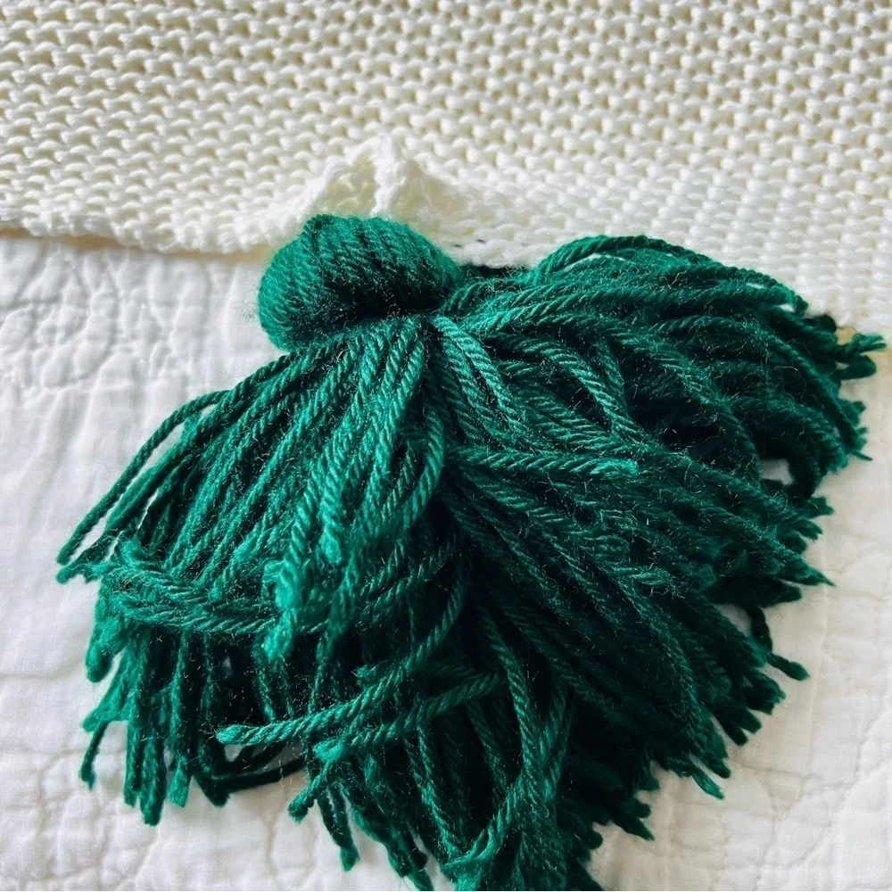 50”x70” Pom Pom throw blanket,bohemian decor bedcover.